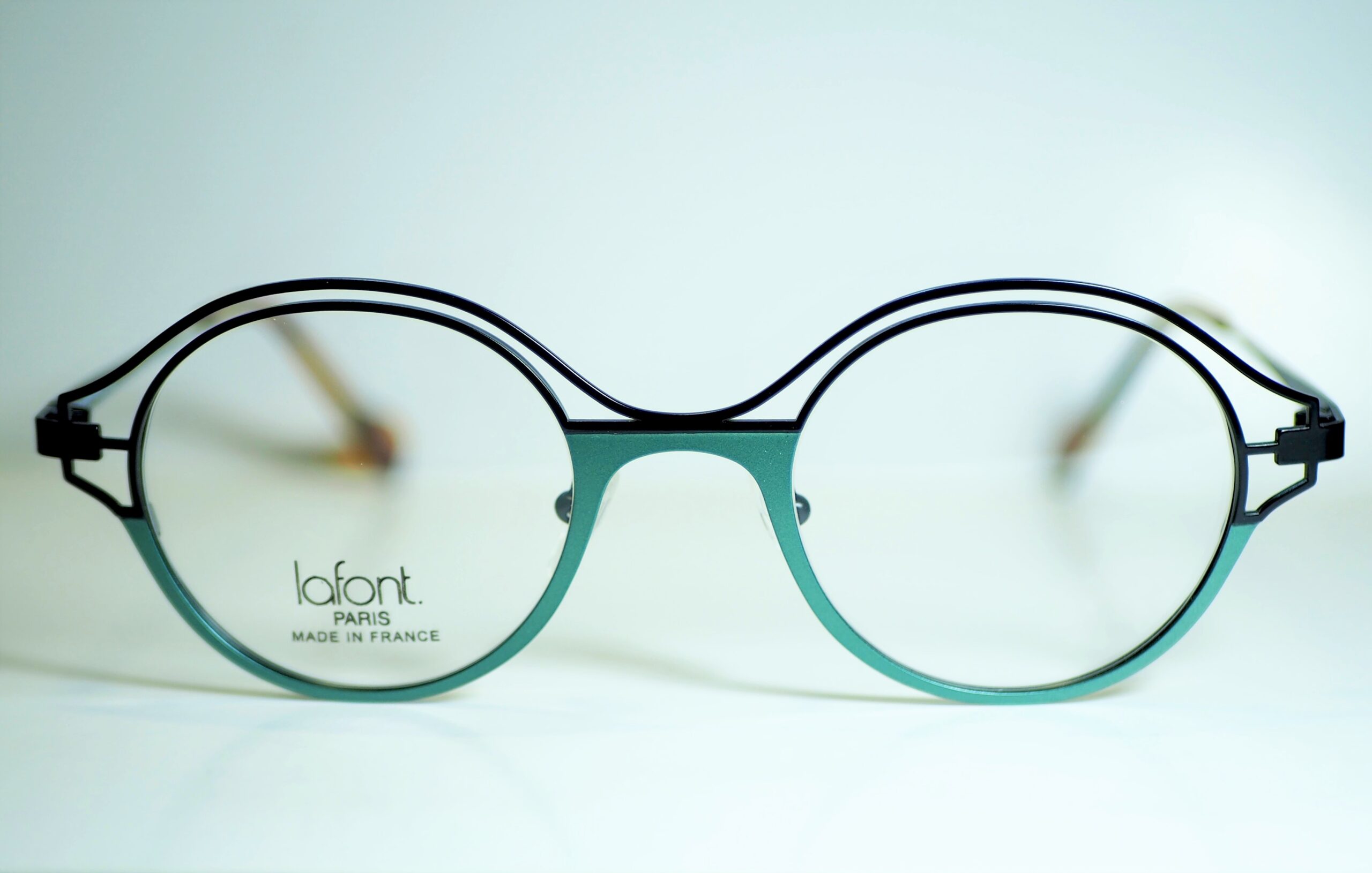 Lafont】ラフォン メタルラインが楽しいデザインめがねフレーム【安心